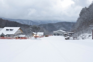 早朝の丸山ゲレンデ