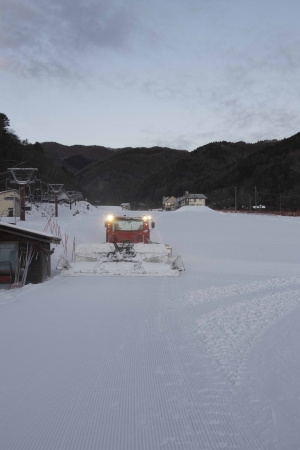 早朝の丸山ゲレンデ