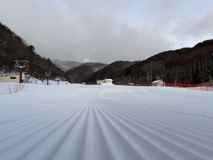 早朝の丸山ゲレンデ